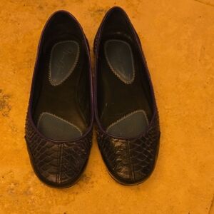 MaxAzria Women's Black Leather Flats